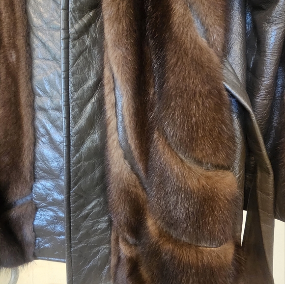 Mink Fur and leather Coat - Picture 11 of 11